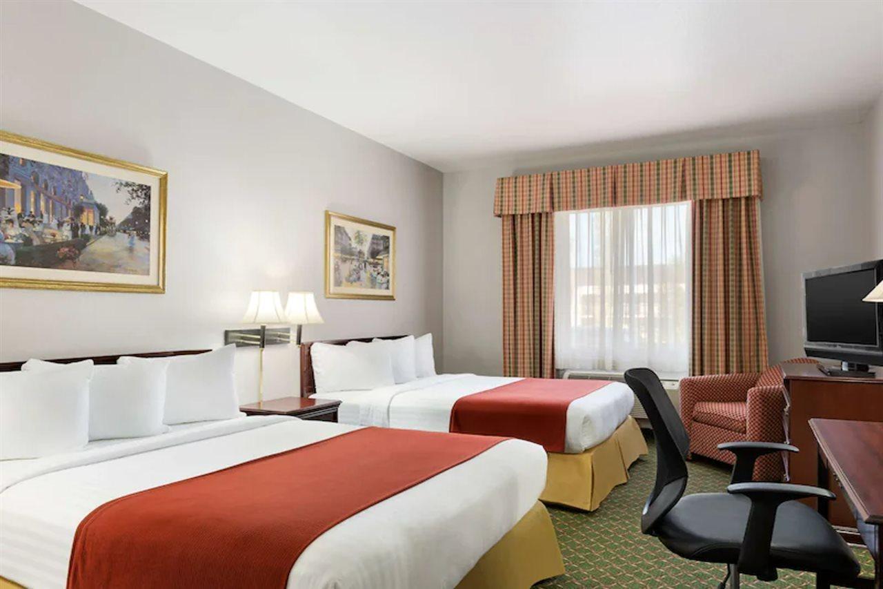 Country Inn & Suites By Radisson, Fort Worth West L-30 Nas Jrb Dış mekan fotoğraf